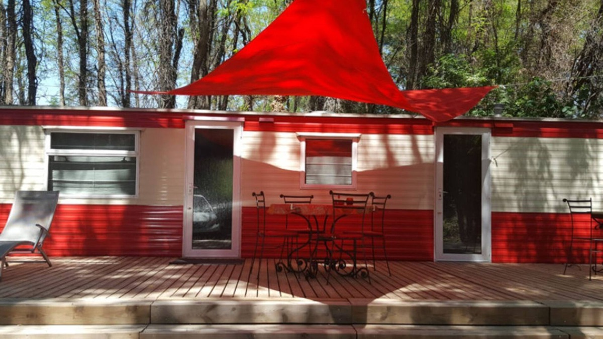 Chateauneuf-sur-Isere House | The Terre de feu mobile home
