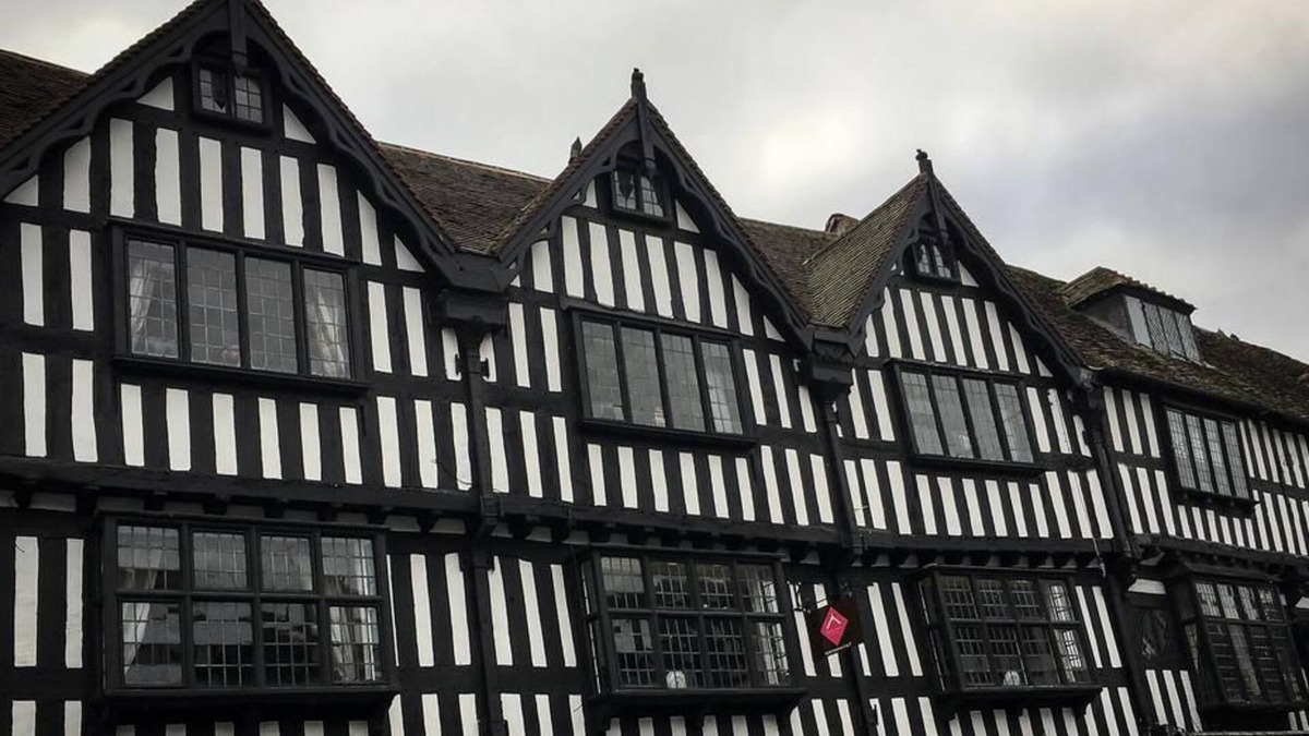 City Centre Apartment | The Three Gables