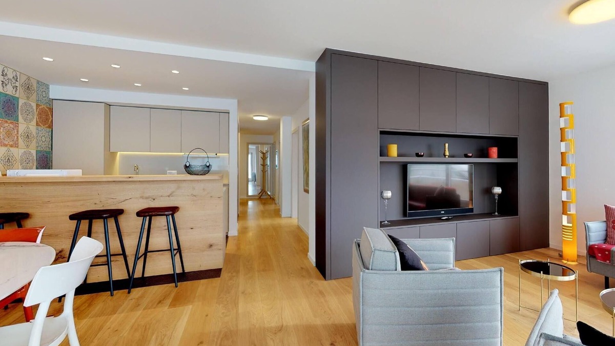 St. Moritz Apartment | The traditional residential building "Au Reduit" is located in the heart of St.