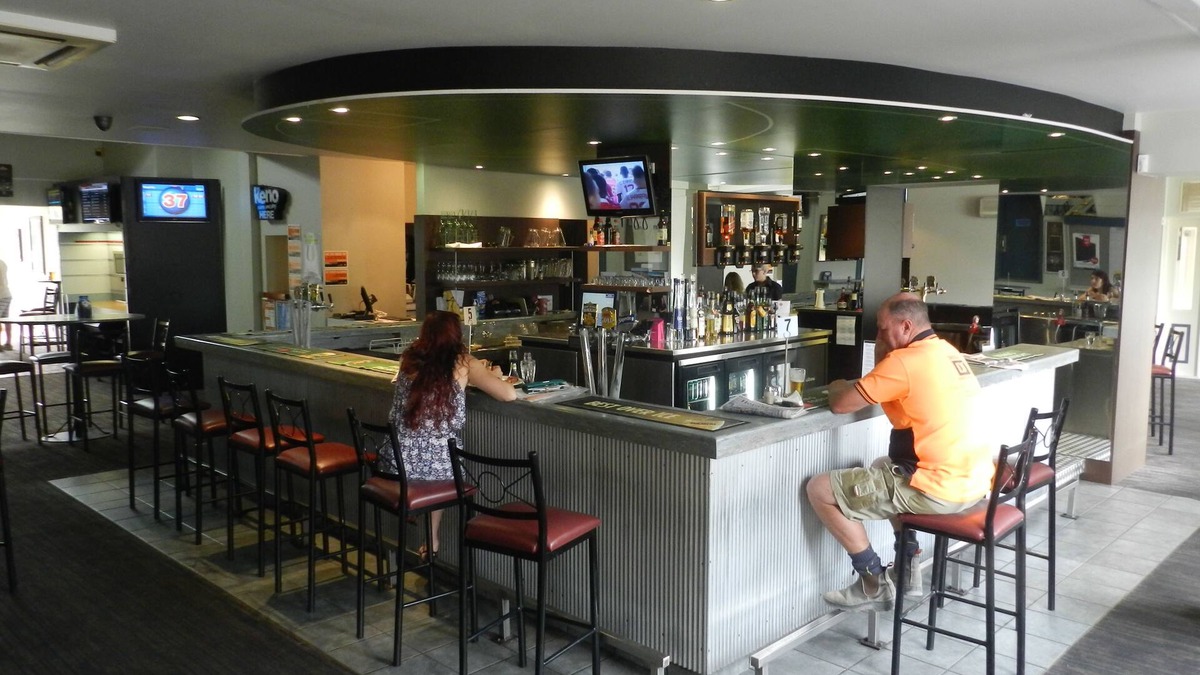 Launceston CBD Hotel | The TRC Hotel