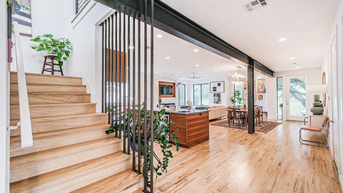 Houston House | The Tree House -Med Ctr, Park, Galleria