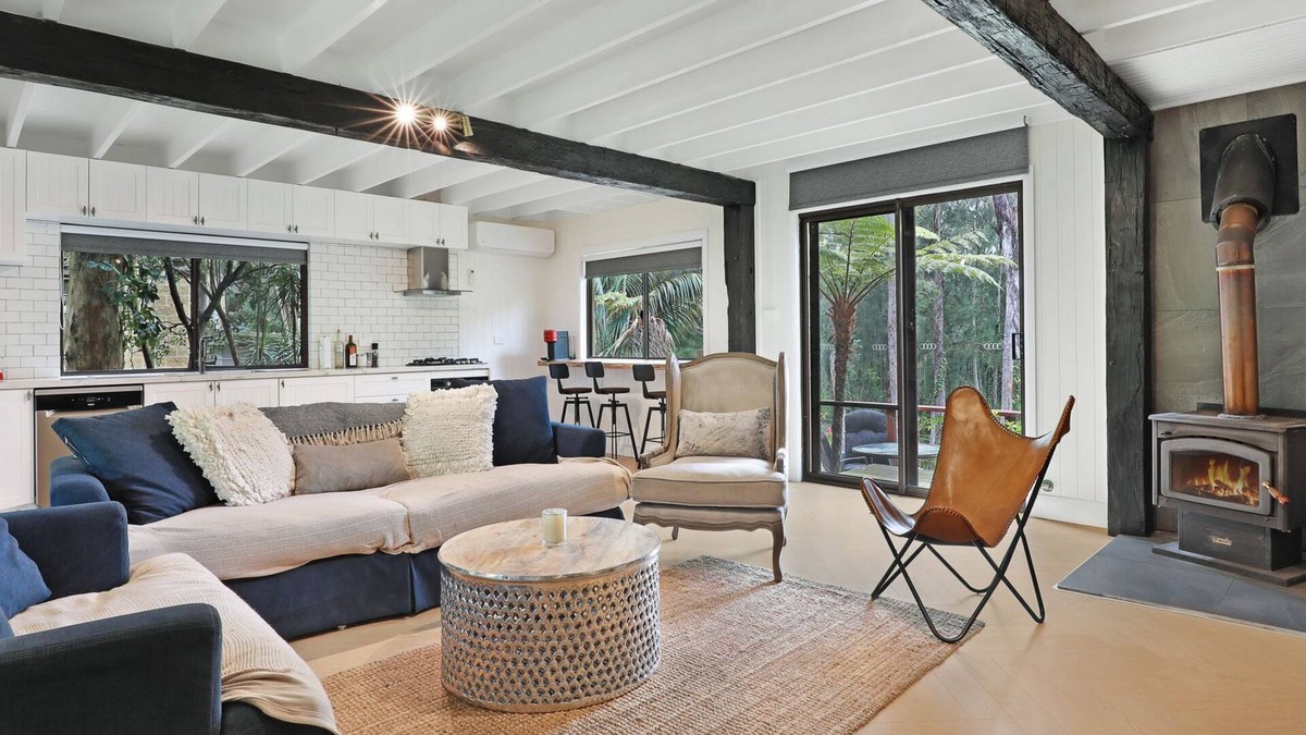 St. Georges Basin House | The Treehouse - Pet Friendly home in Jervis Bay!