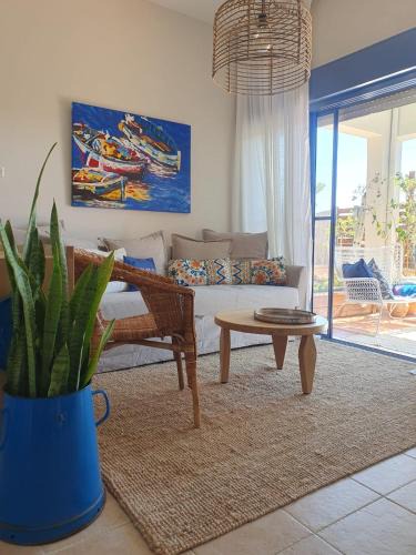 Atlit Apartment | The Turquoise Suite on the Sea Trail, Atlit