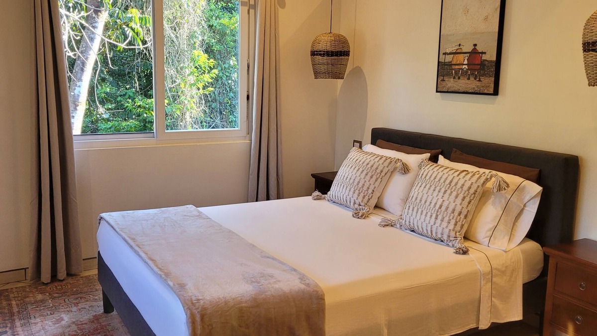 Middlesex Apartment | The Tuscan House Apartment