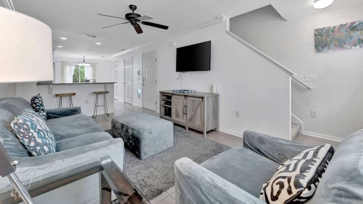 Palm River-Clair Mel Apartment | The Tuscan Townhome - 2/2.5 Family Friendly Rental