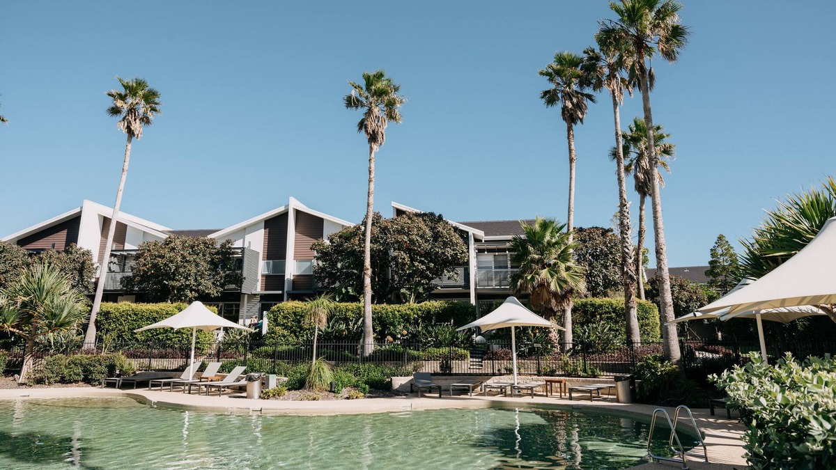 Magenta Shores Apartment | The ultimate couples retreat