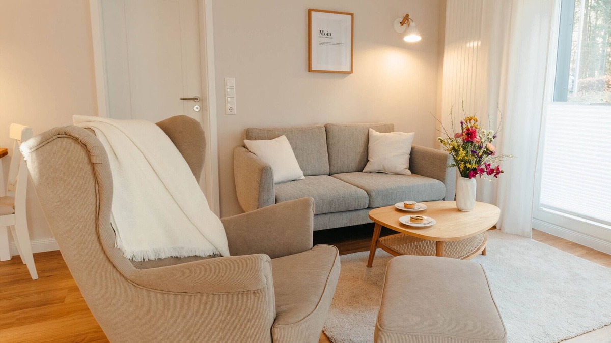 Ratzeburg Apartment | The vacation apartment with three terraces is located between the forest and the lake