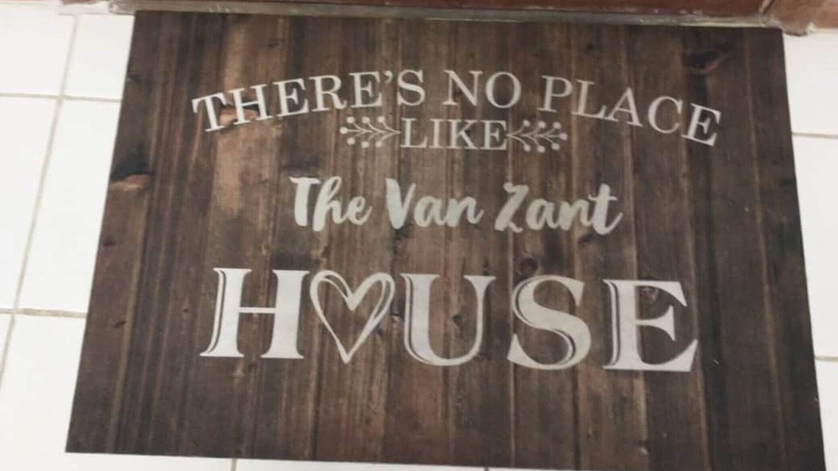 Jacksonville Apartment | The Van Zant House