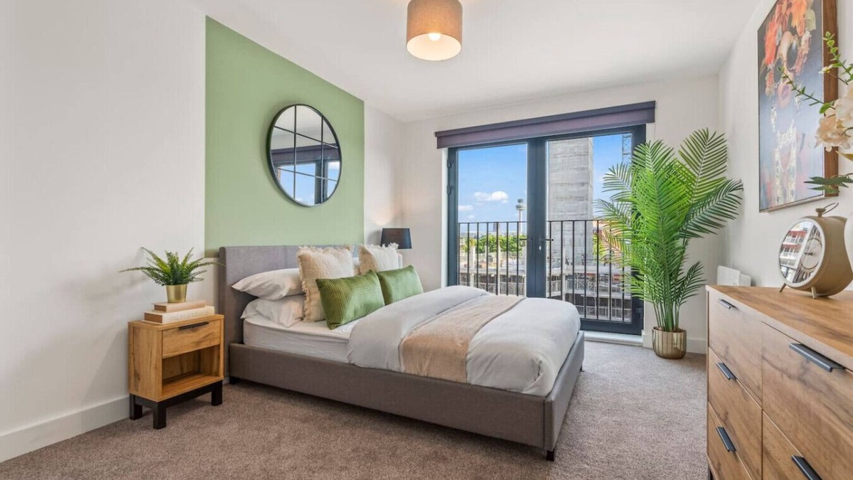 Vauxhall Apartment | The Velmora Apartment | Central | 2Bed | Parking