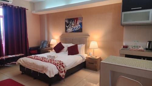 Wakaf Che Yeh Apartment | The Viana Apartment 1
