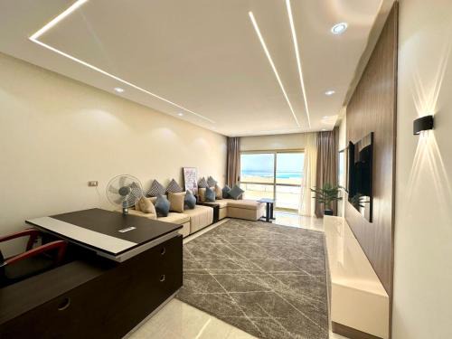 Sakkala Villa | The view compound