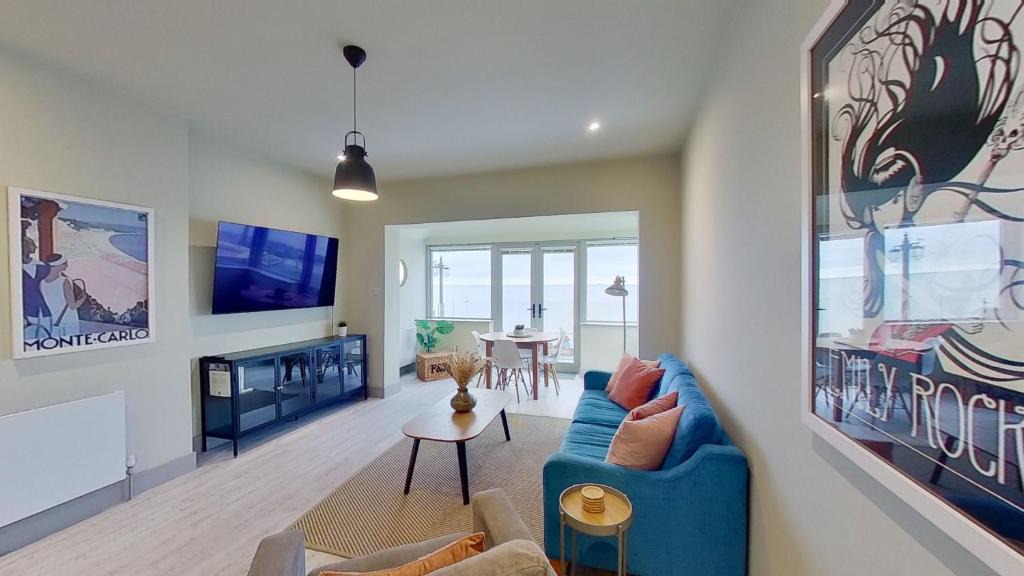Sidmouth Apartment | The View
