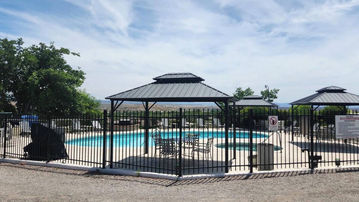 Cottonwood Hotel | The View Motel