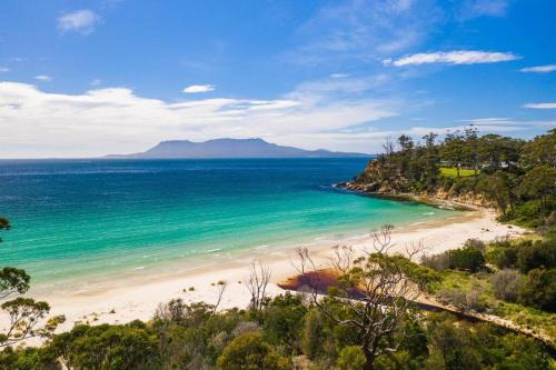 Spring Beach House | The View @ Spring Beach