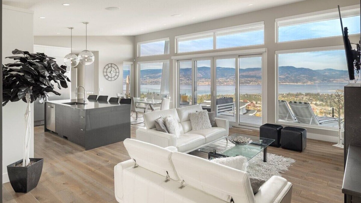 Southwest Mission House | The View - Upper Mission Luxury