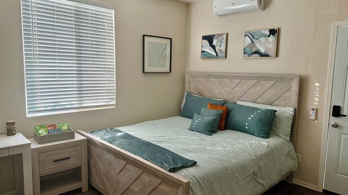 Lake Elsinore Apartment | The Villa · Private Cozy Getaway