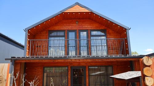 Ararat House | The village Rest House