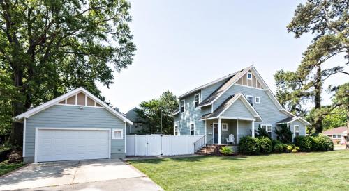 Northeast Virginia Beach House | The Virginia Beach ViBe House
