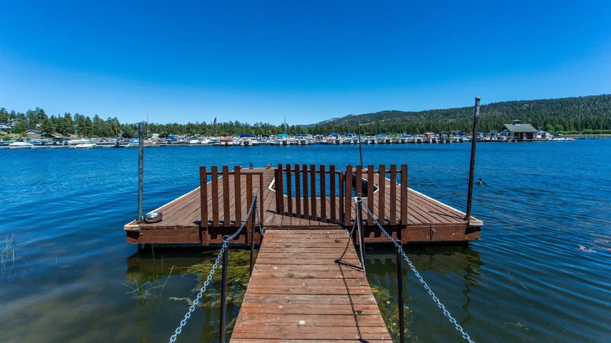 Patton House | The Voges' Lake House - Amazing Lake Front House With A Beautiful View And Game Room! 3 Bedroom Home