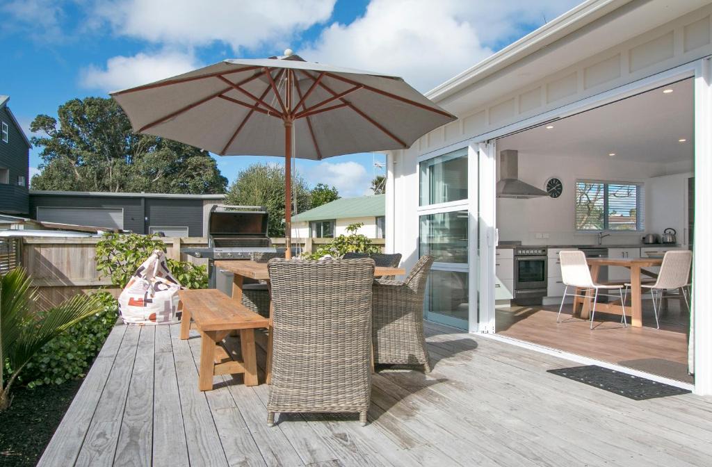 Waihi Beach House | The Waihi Beach House - Waihi Beach Holiday Home