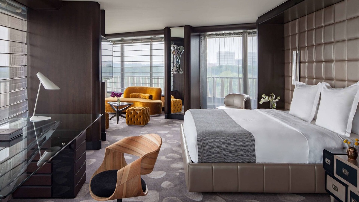 Foggy Bottom Hotel | The Watergate Hotel