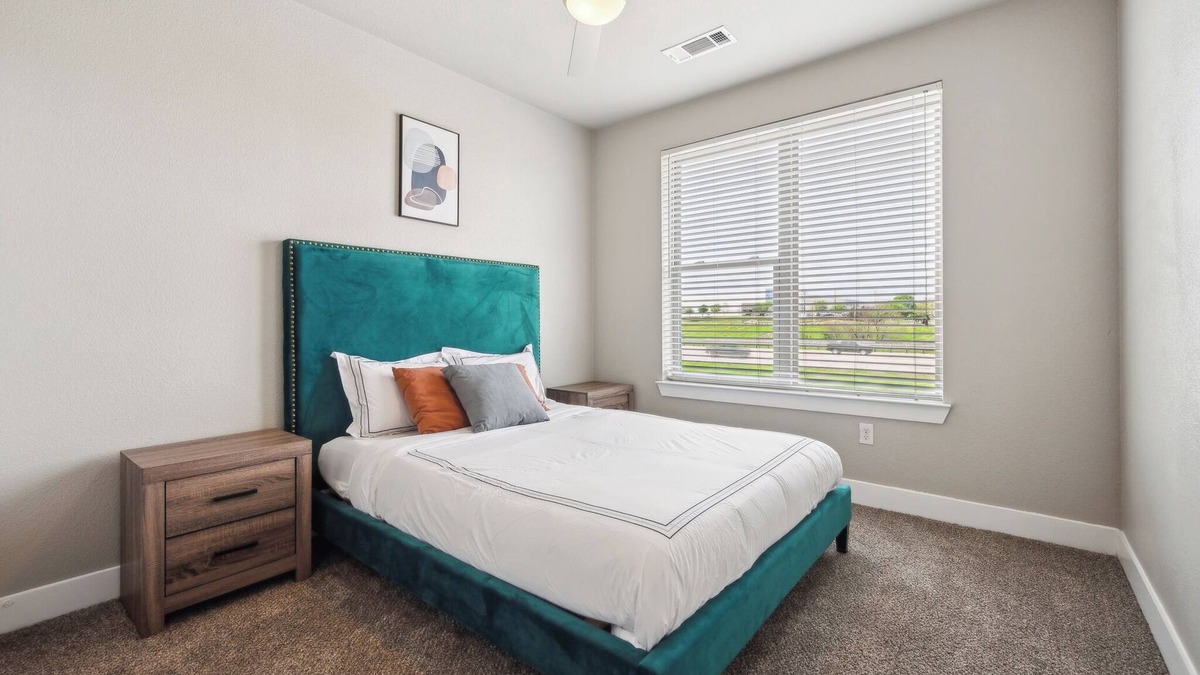 South Arlington Apartment | The Watson 343 I Comfy 2 Bed 1 Bath