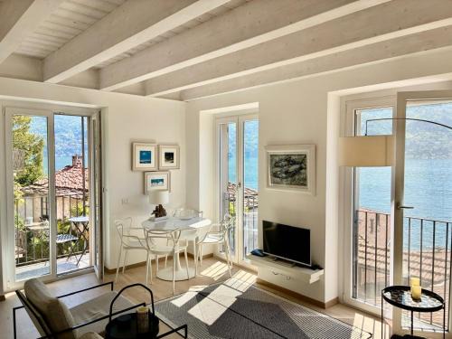 Carate Urio Apartment | The Wee House on the Lake