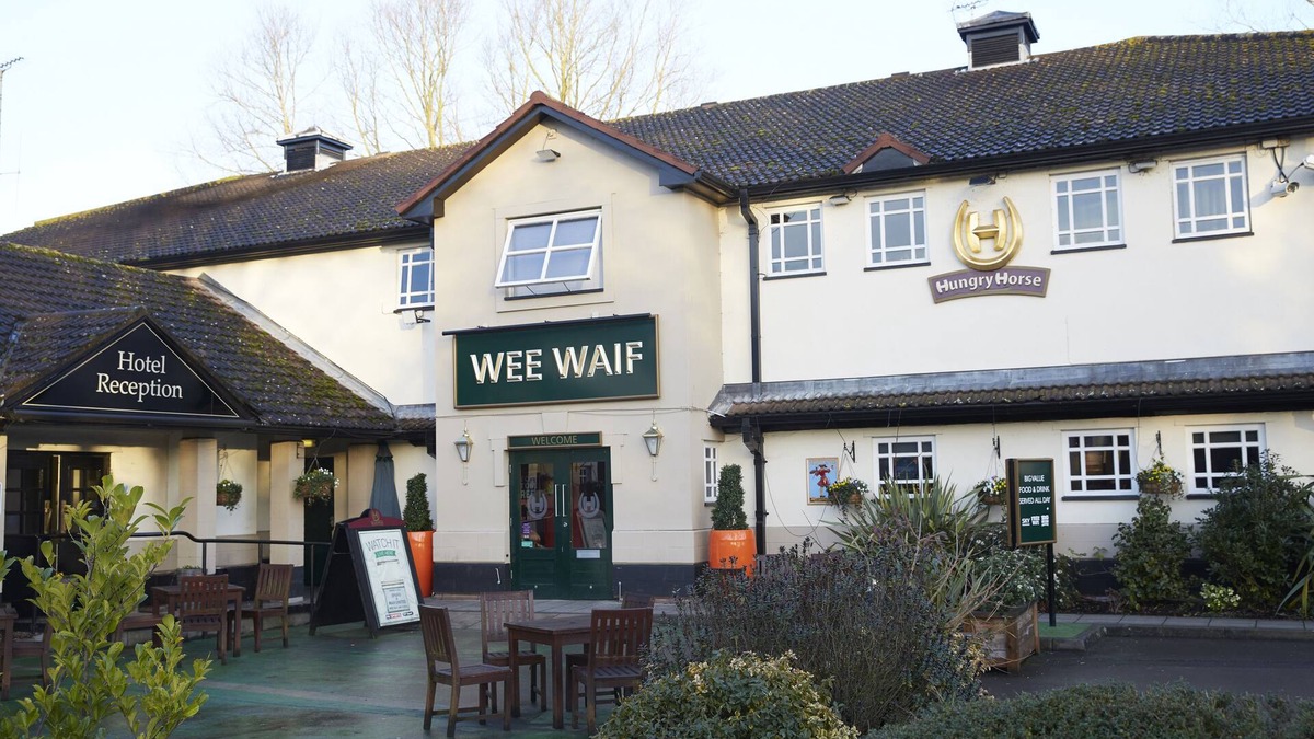 Charvil Hotel | The Wee Waif Reading by Greene King Inns