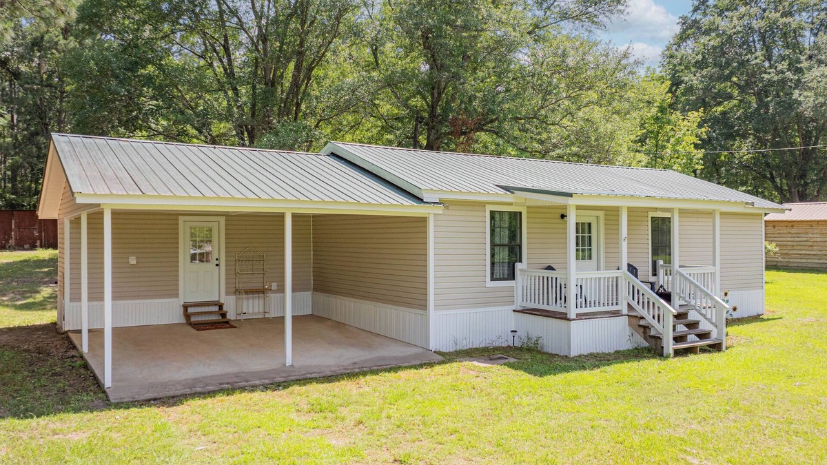Jefferson House | THE WELL HOUSE at SELAH RESORT
