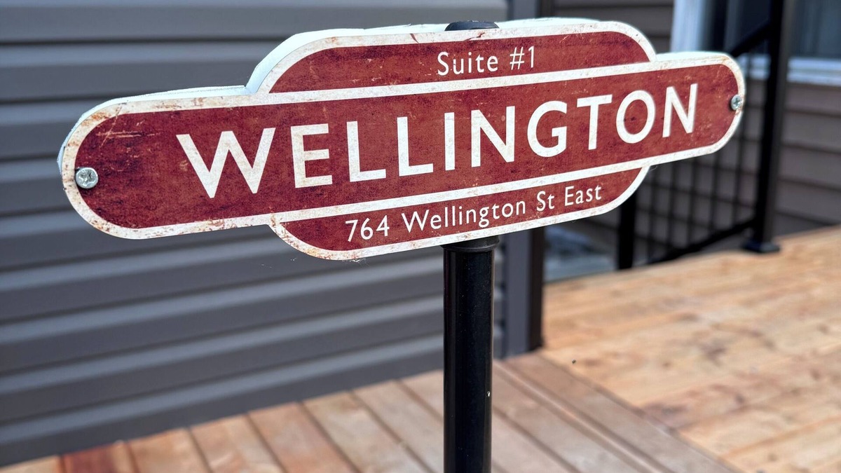 Algoma District House | The Wellington Suite – Extended Stay 30 nights +