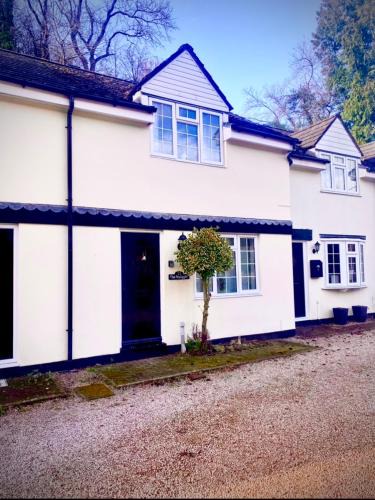 Symonds Yat House | The Wembley