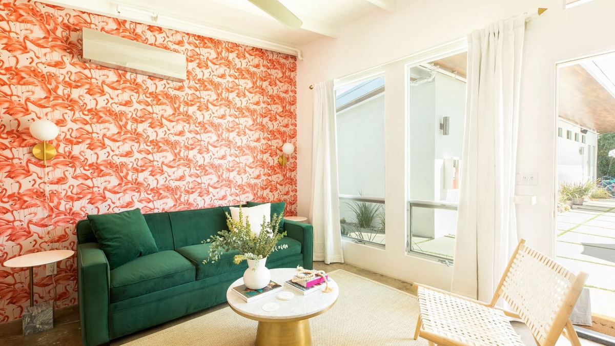 Tahquitz River Estates Hotel | The Wesley Studio 2 by AvantStay | Retro & Spacious w/BBQ, Pool, & Spa