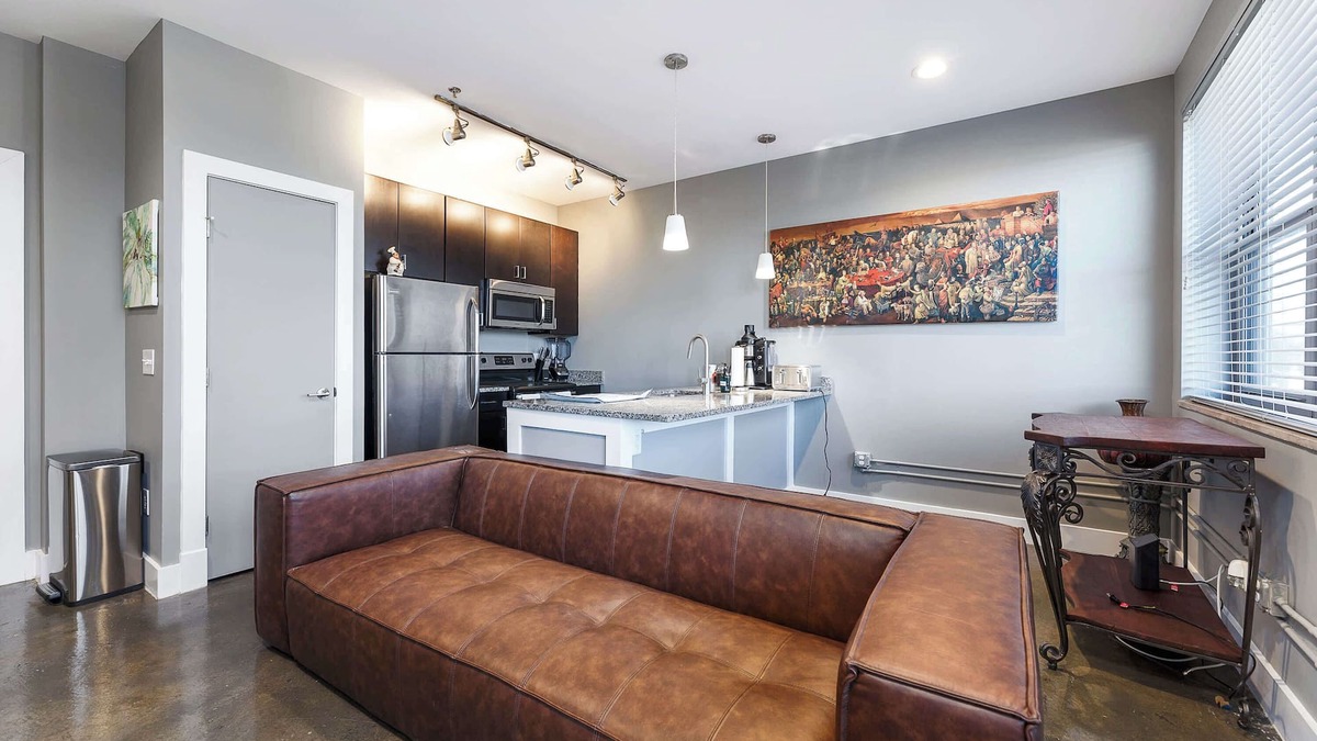 Roanoke Apartment | The West End Flats Su