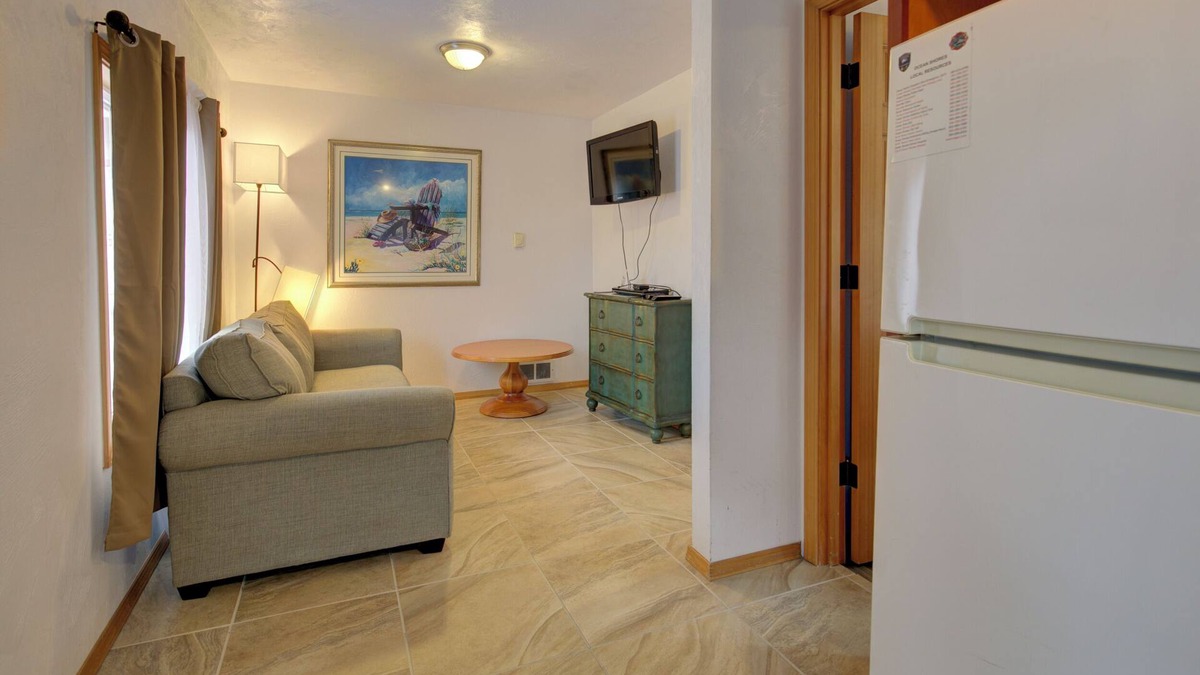 Ocean Shores Hotel | The Westerly Motel
