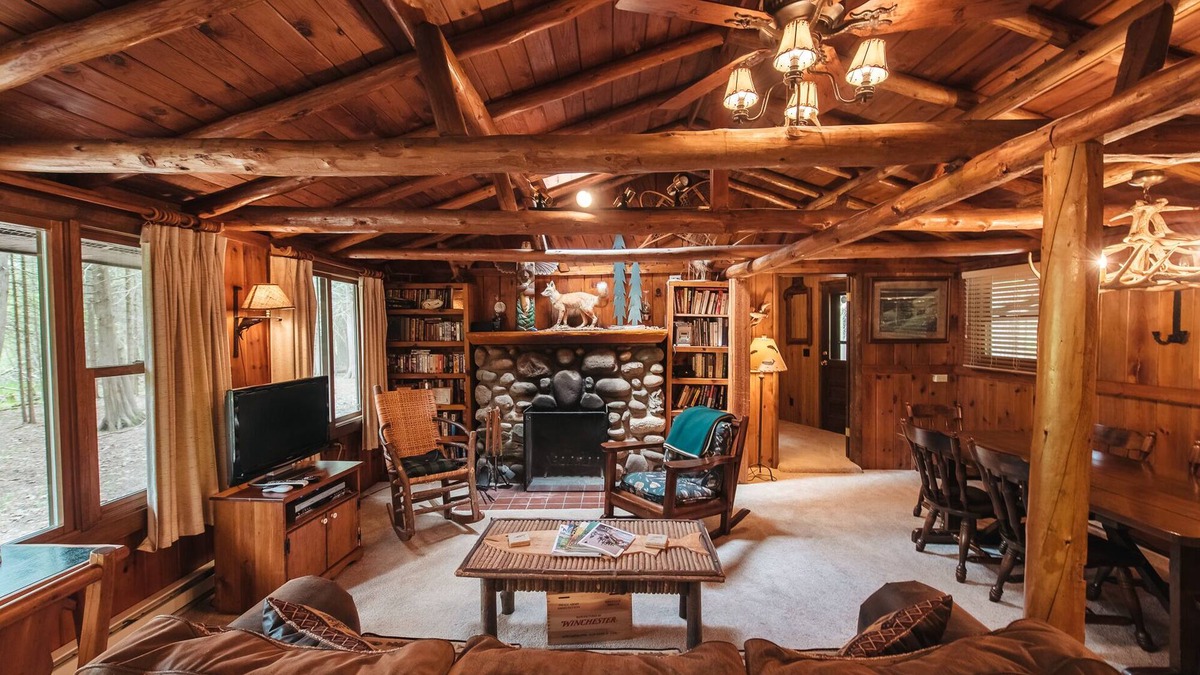 Grayling Cabin | The WhirlPool River Lodge