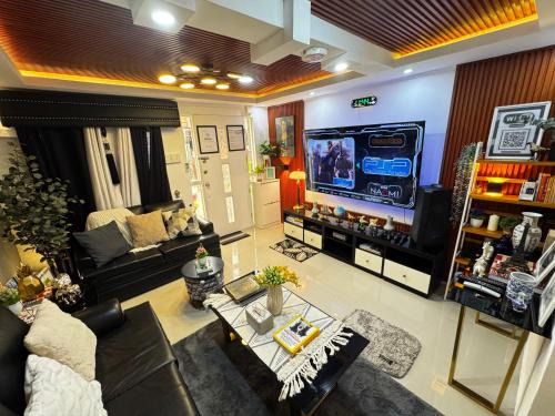Angeles City House | The White Haven In Clark ENTIRE HOUSE