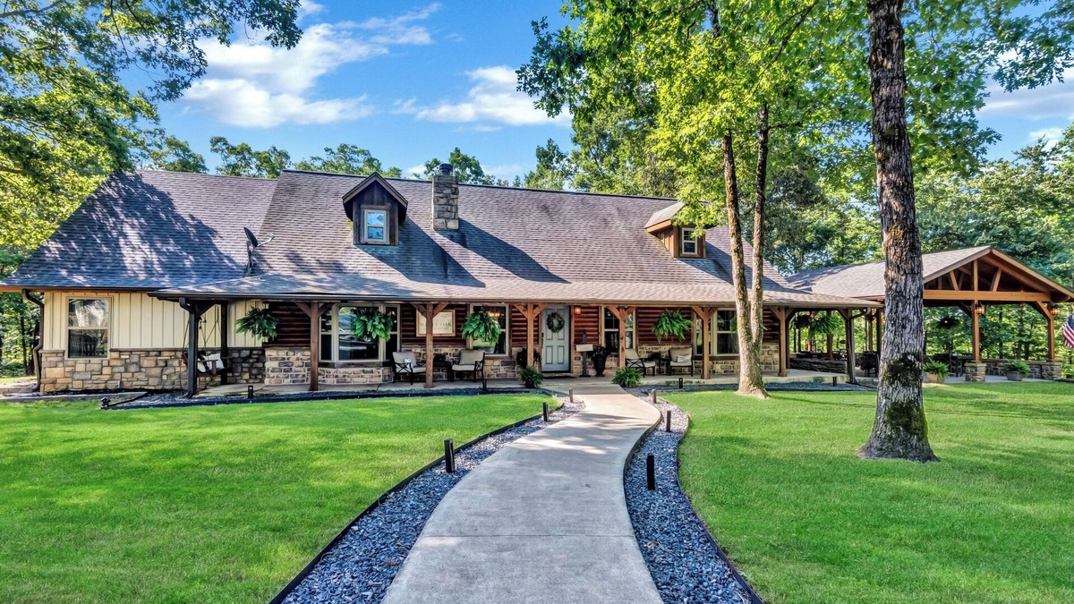 Smithville Other | The White Oak Cabin | Adults-Only Mountain Retreat