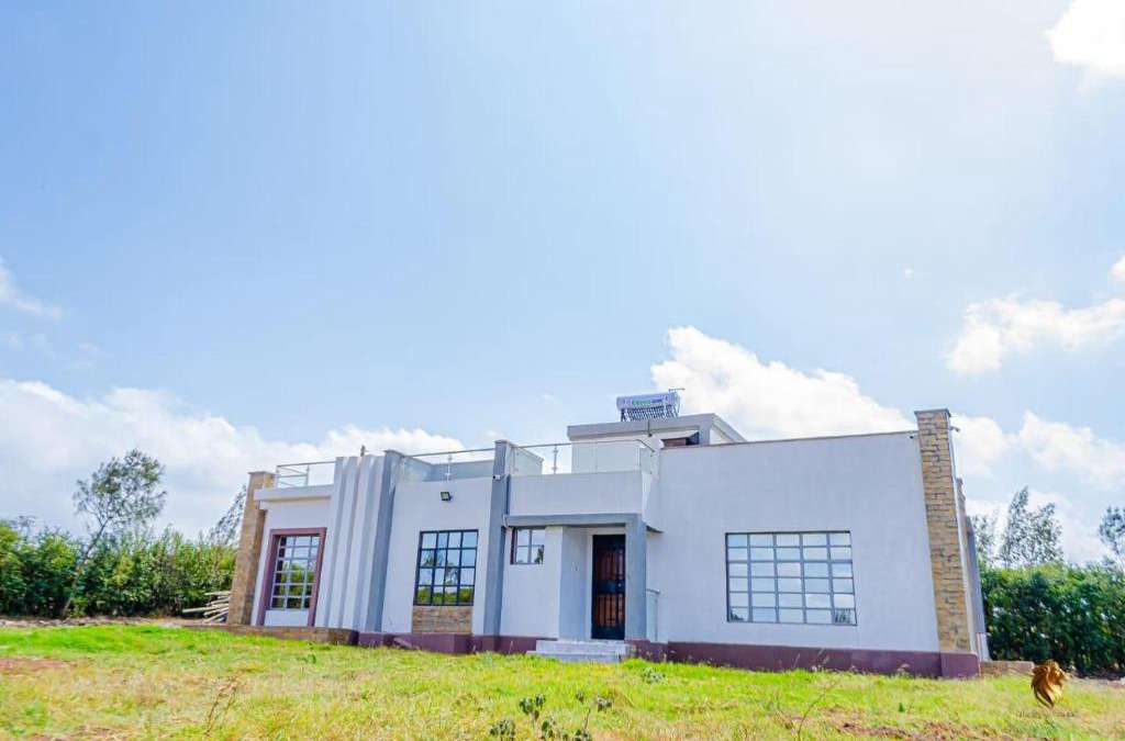 Nyeri Villa | The White Villa King