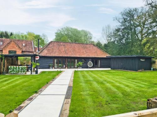 Dunston House | The Wilderness Retreat