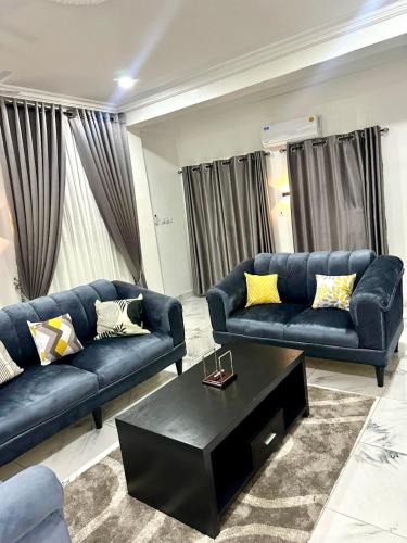 Kumasi Apartment | The Willows Apartment - Cozy Two Bedroom all en-suite Apartment