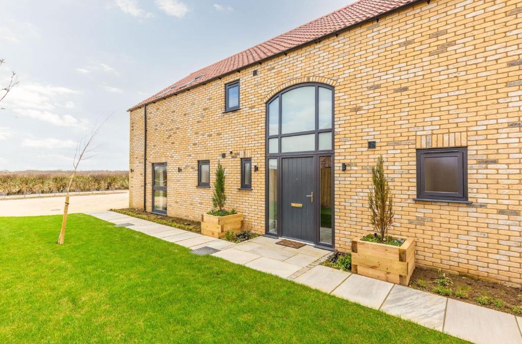 Dunholme House | The Willows, Ashlin Farm Barns
