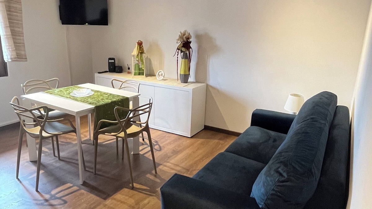 Castiglion Fiorentino Apartment | The window on the tower apartment new castiglion fiorentino