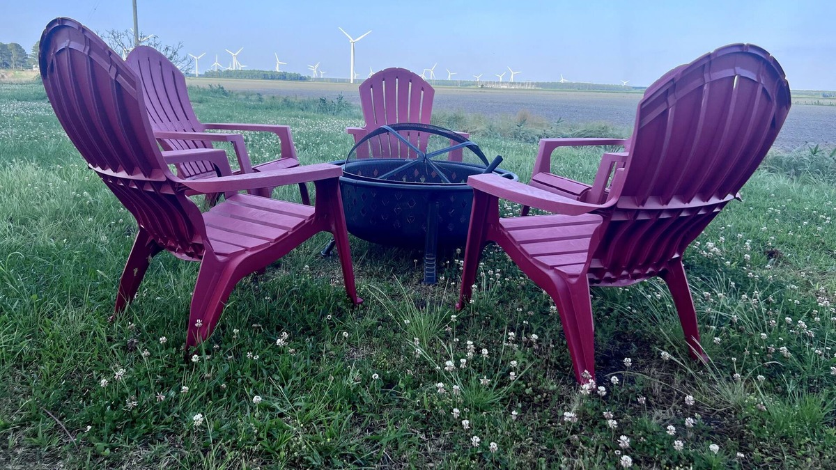 Durants Neck Cottage | The Windmill House Belvidere NC with NEW Starlink Wifi!