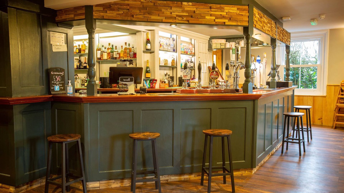 Woodfalls Hotel | The Woodfalls Inn