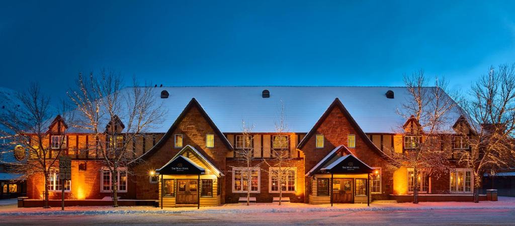 Jackson Hole Hotel | The Wort Hotel
