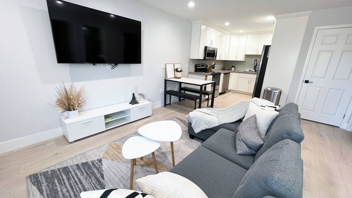 Santa Clara House | The Zen Den - Newly Built 2 BR Centrally-Located
