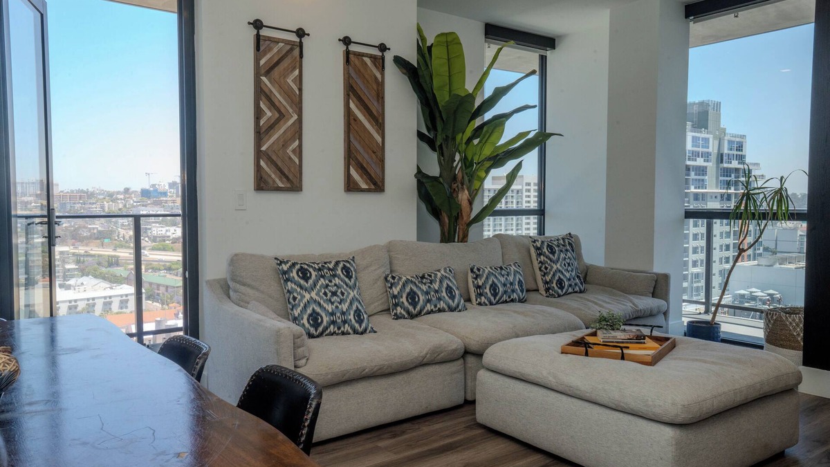 Downtown San Diego Apartment | The Zinnia-Comfortable 3BR Retreat with A/C, Pool, Hot Tub & Great Location