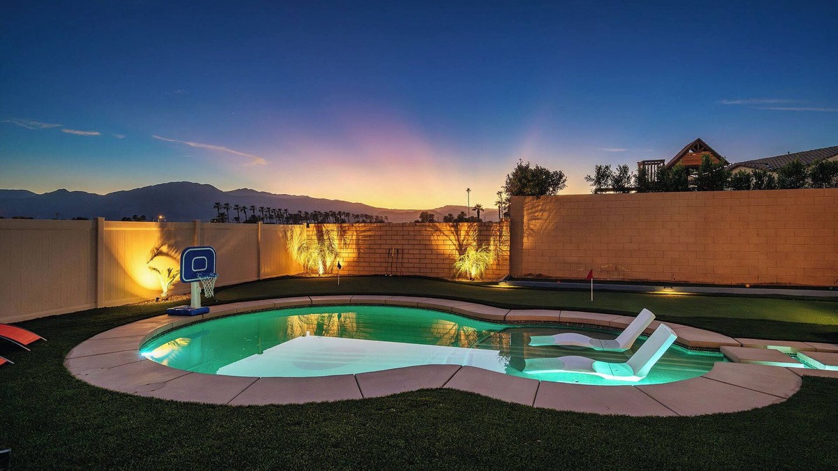 Coachella Villa | Theater | Pickle Ball | 7 Bedrooms