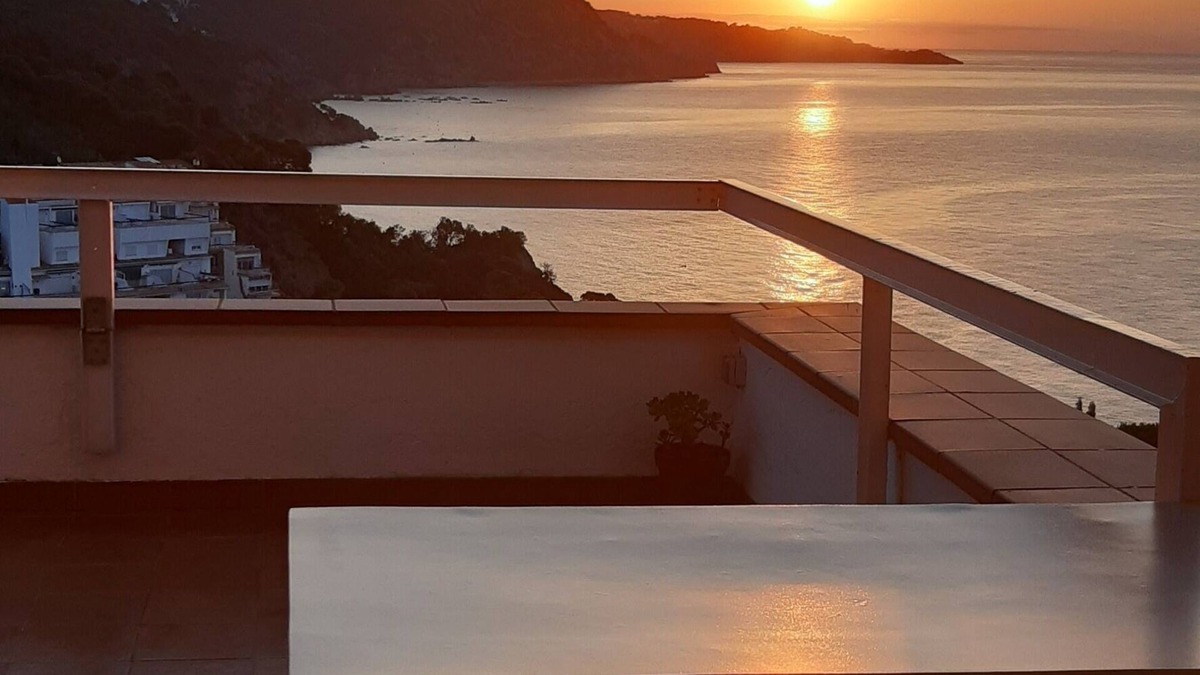 Tossa de Mar Apartment | Thegoldsand Salions, Tossa de MarnApartment in private cove.