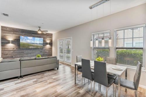 Kissimmee House | Thematic 4 bdr near Disney-22101